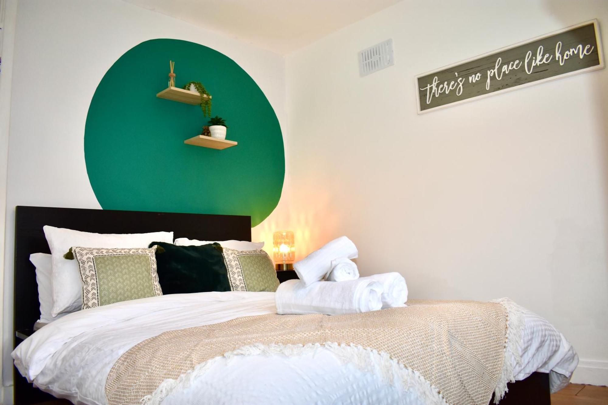 Luxury 2 Bedroom Apartment, Parking, Few Minutes Walk From Wembley Stadium London Exterior foto